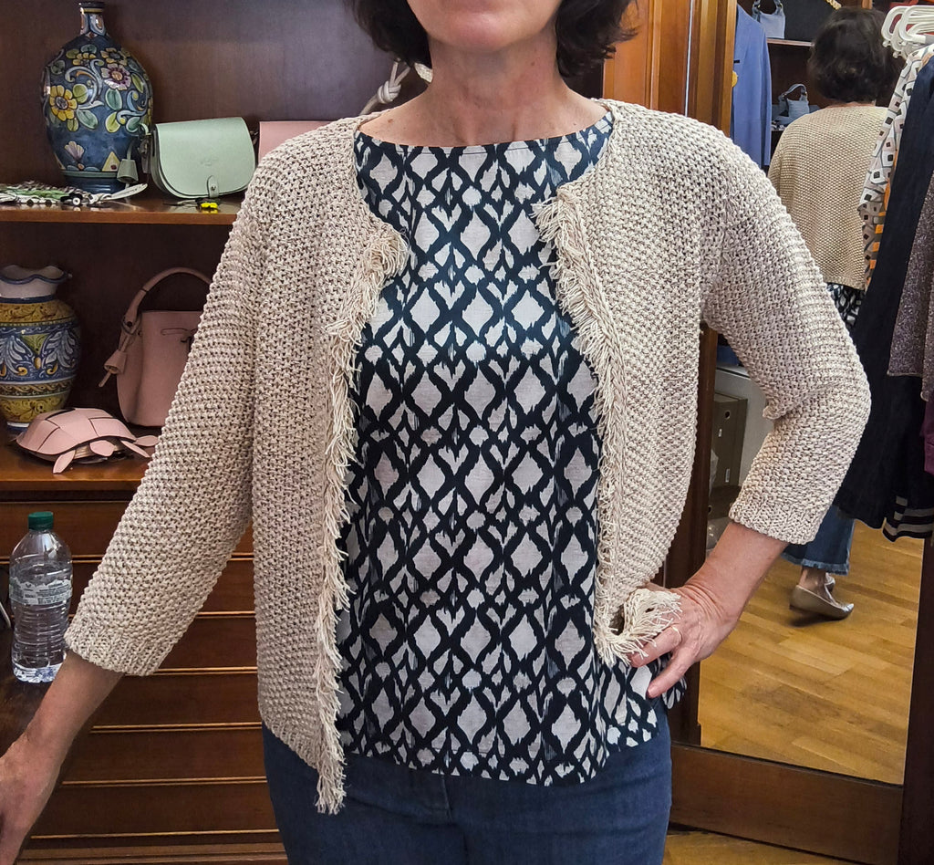 Cardigan sfrangiato