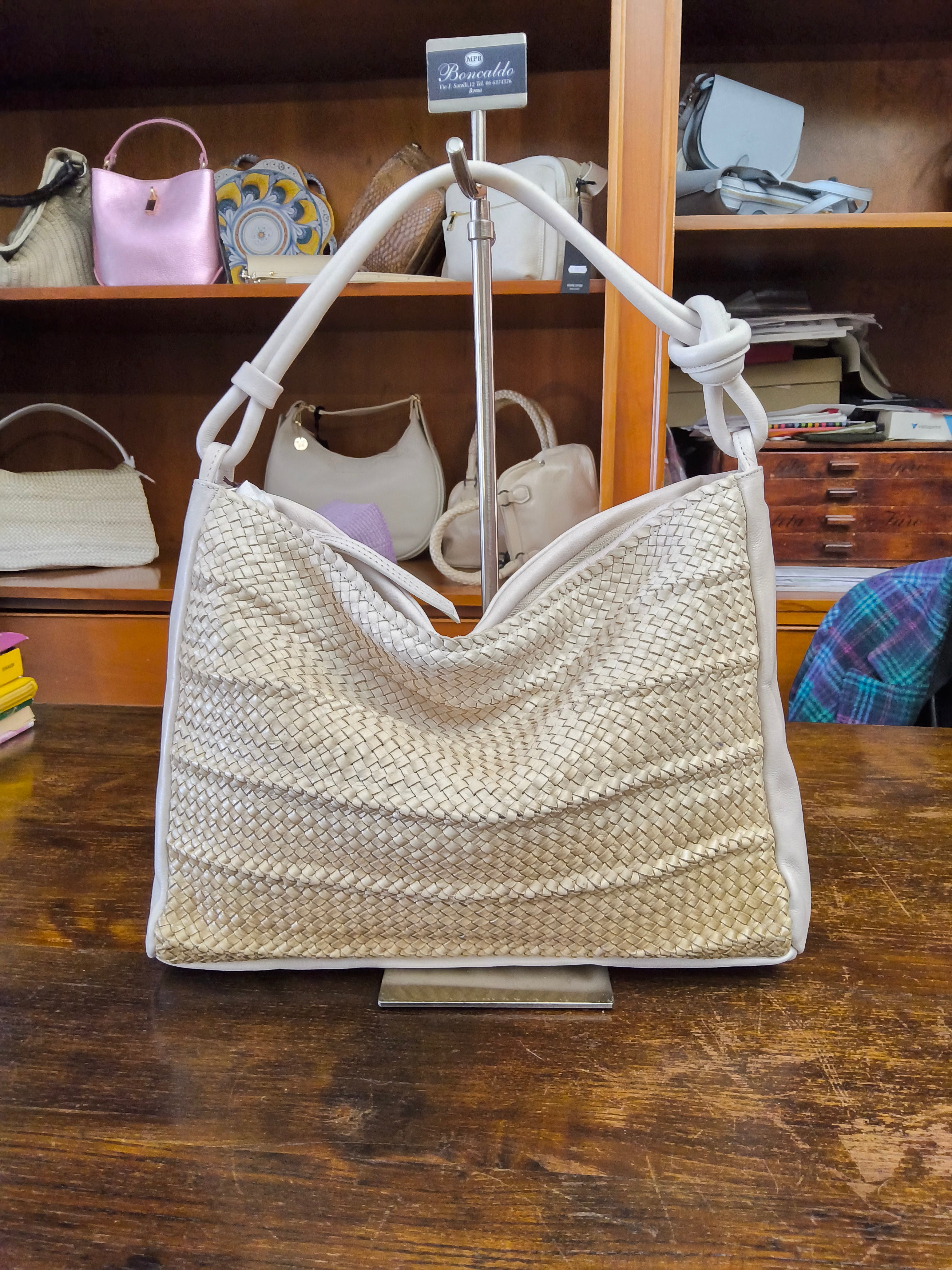 Reptile's House Gradient Shoulder Bag