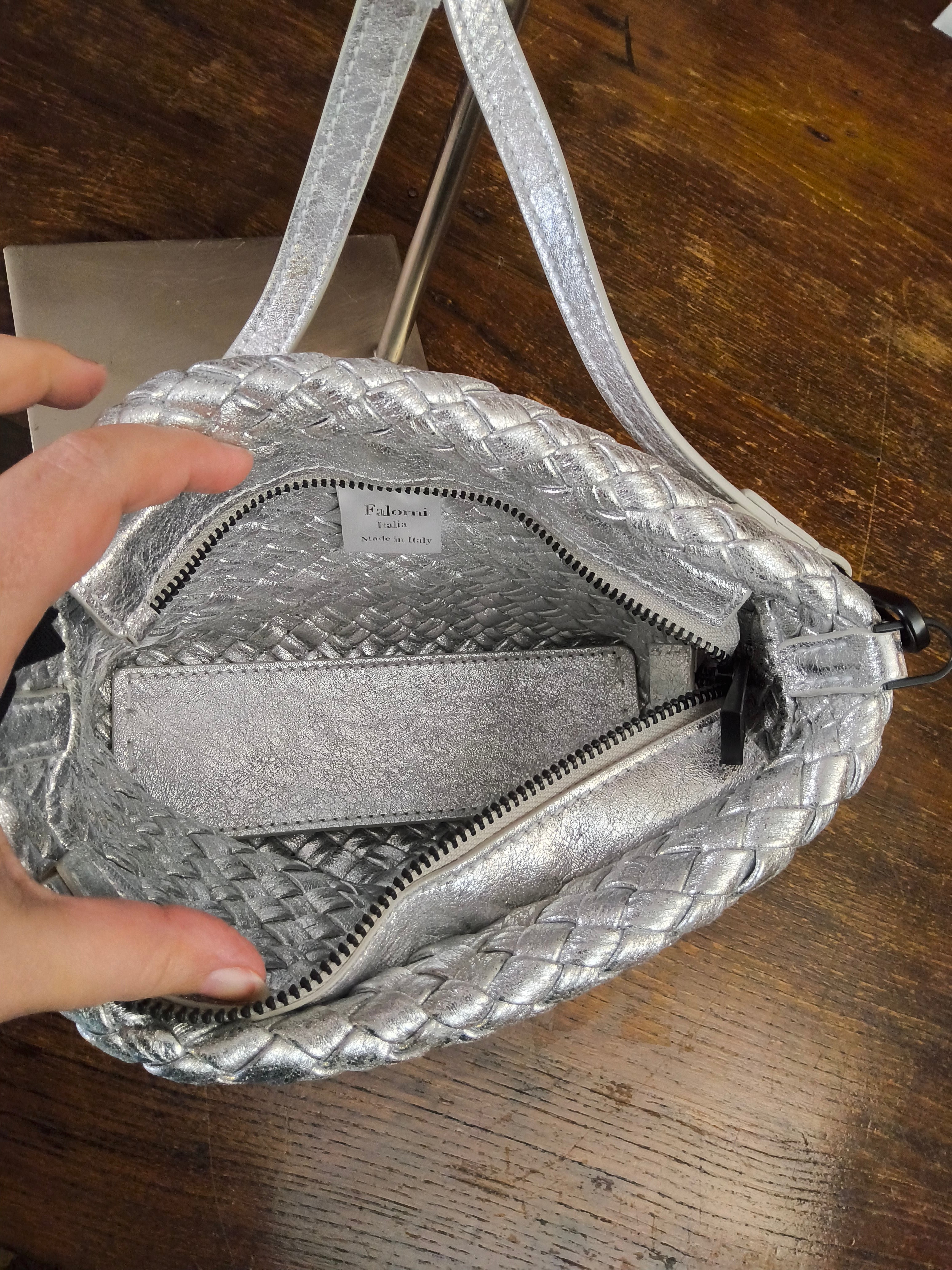 Fa braided shoulder bag