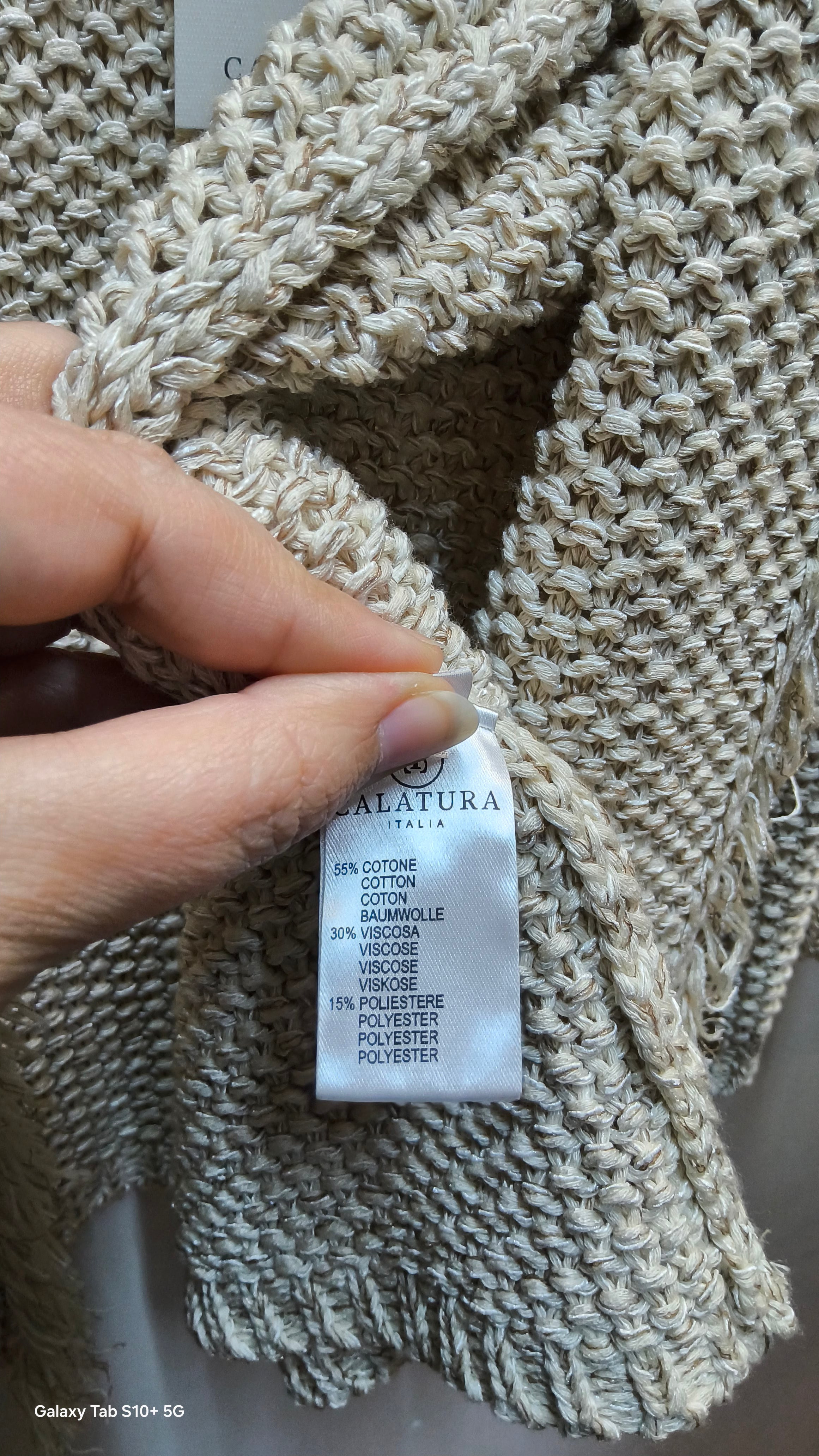 Cardigan sfrangiato