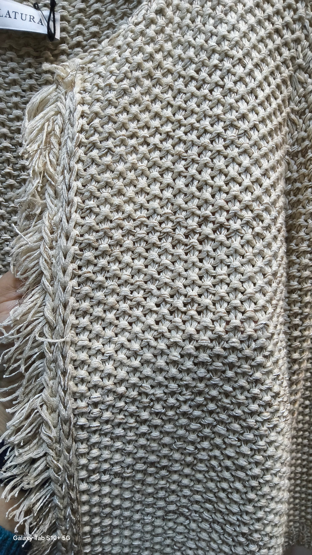 Cardigan sfrangiato
