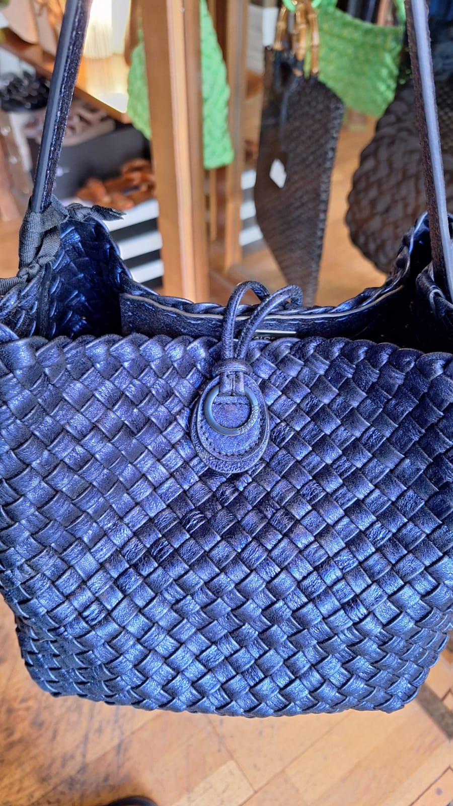 Falorni woven bucket